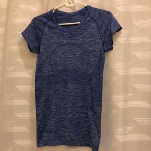 Lululemon swiftly tech short sleeve